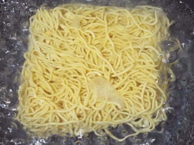 ゆで麺の写真画像1